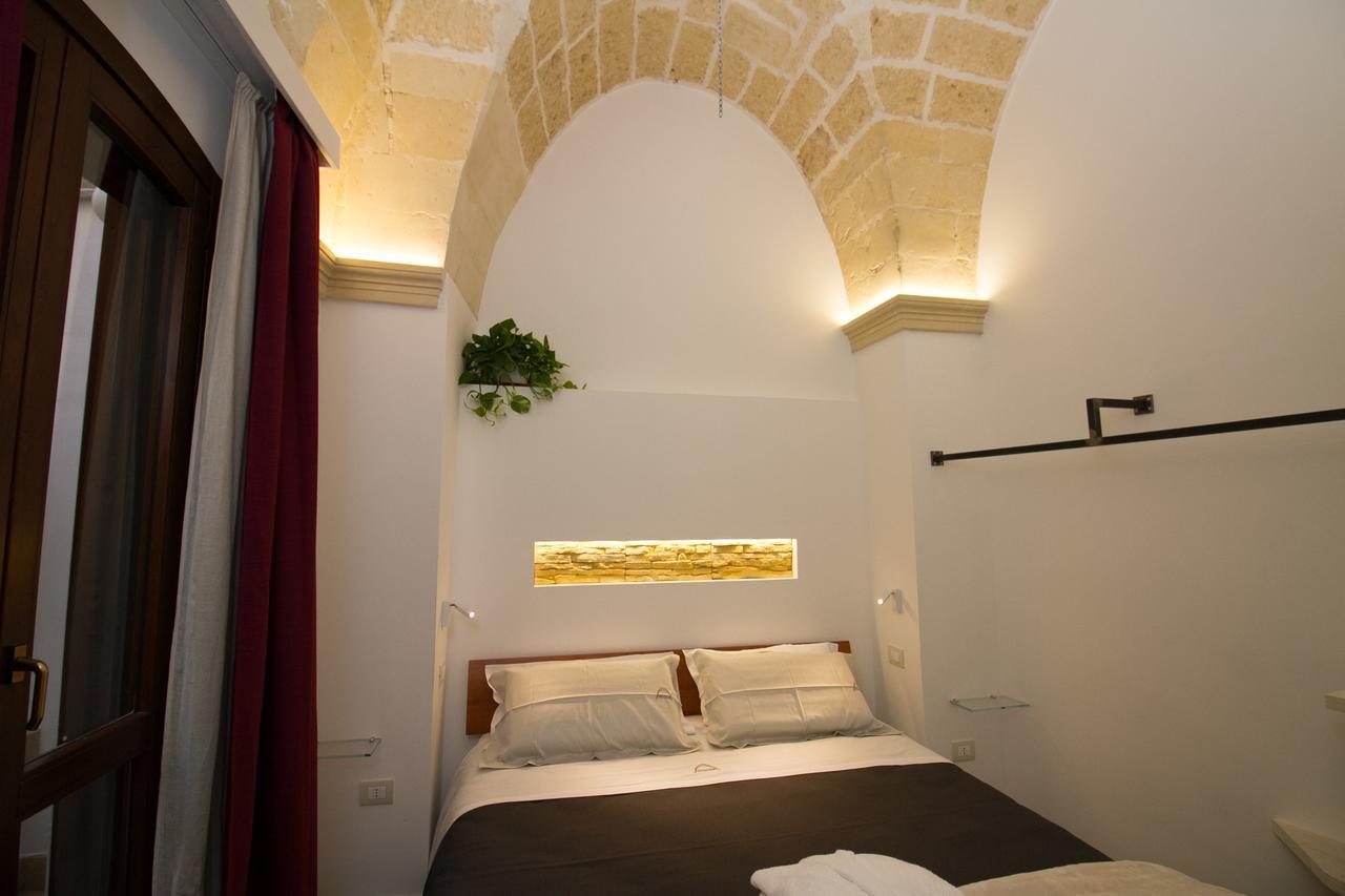 Signuria Dimora Esclusiva Bed & Breakfast Лече Екстериор снимка