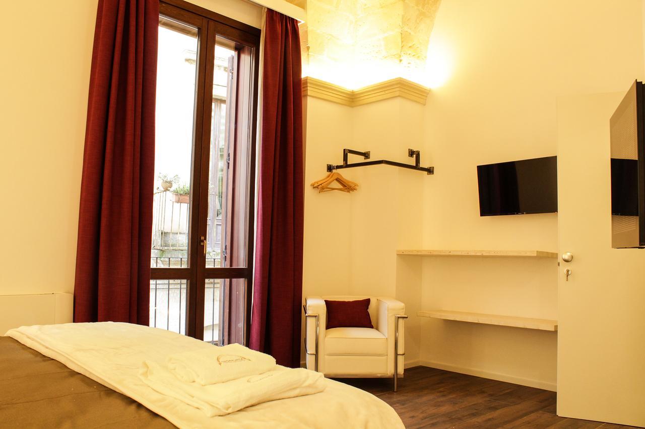Signuria Dimora Esclusiva Bed & Breakfast Лече Екстериор снимка
