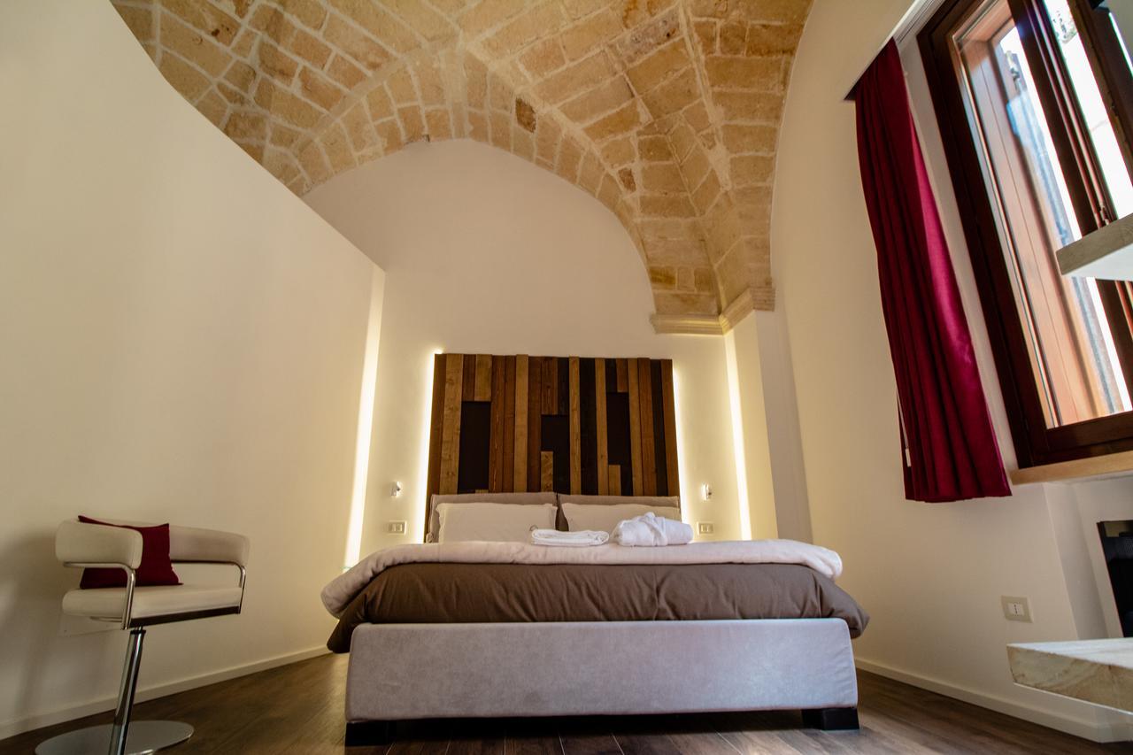 Signuria Dimora Esclusiva Bed & Breakfast Лече Екстериор снимка