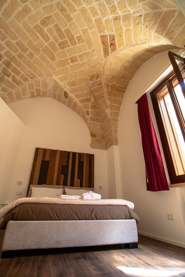 Signuria Dimora Esclusiva Bed & Breakfast Лече Екстериор снимка