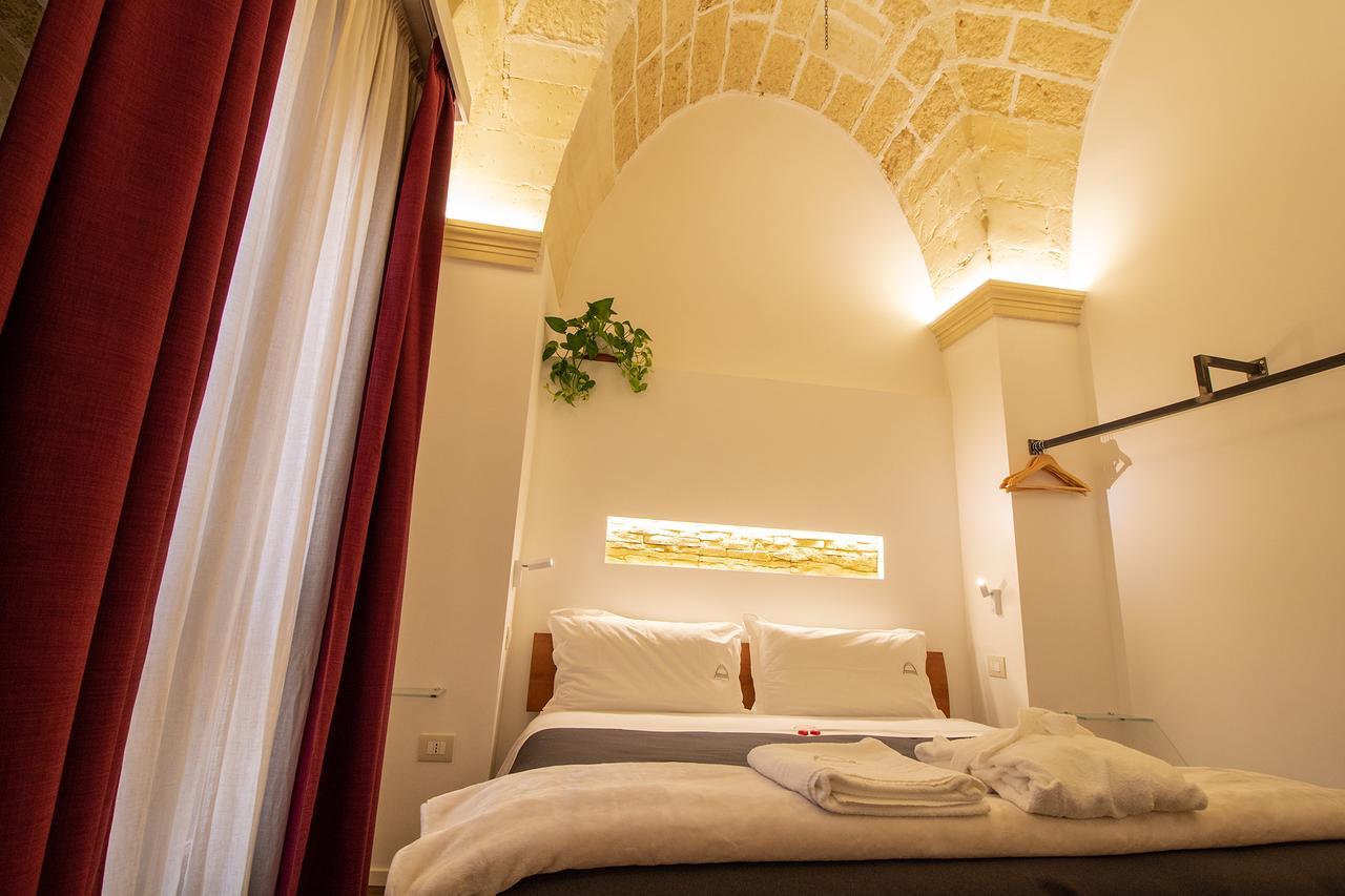 Signuria Dimora Esclusiva Bed & Breakfast Лече Екстериор снимка
